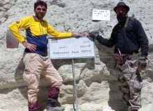 صعود دو کوهنورد شهرستان بهمئی به قله دماوند(+تصاویر)