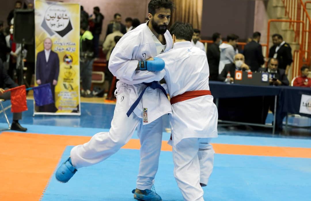 وکیل نام آشنا و موفق ایرانی ، فاتح سنگین وزن  مسابقات بین المللی کاراته (پرشین کاپ)