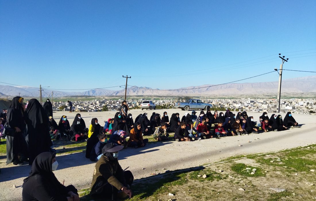همایش پیاده روی ویژه خواهران در دهدشت برگزار شد (+تصاویر)