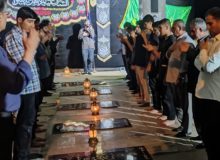 همزمان با هفته دفاع مقدس ، محفل شبی با شهداء در جوار شهدای شهر سوق(+تصاویر)