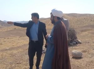 بازدید میدانی دادستان و فرماندار شهرستان چرام از محل احداث نیروگاه خورشیدی ۱۰۰مگاواتی دشت آهو باز چرام